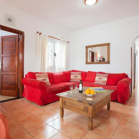 Casa Gegore Tias